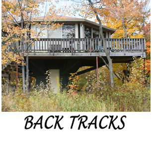 Villa 09, Back Tracks